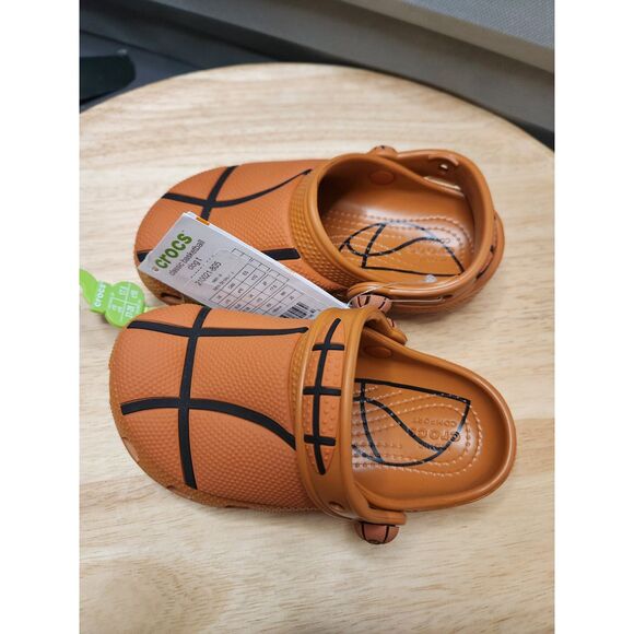 Crocs Basketball Themed Clog Shoes Little Kids size 10 - Picture 7 of 8